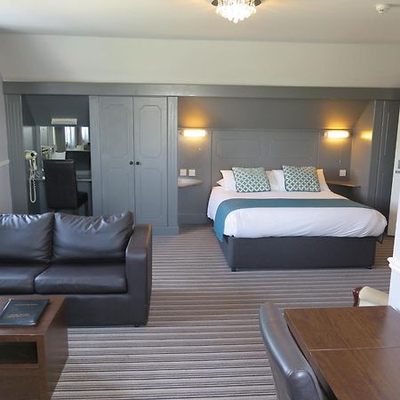 Canvey Island Oyster Fleet Hotel מראה חיצוני תמונה